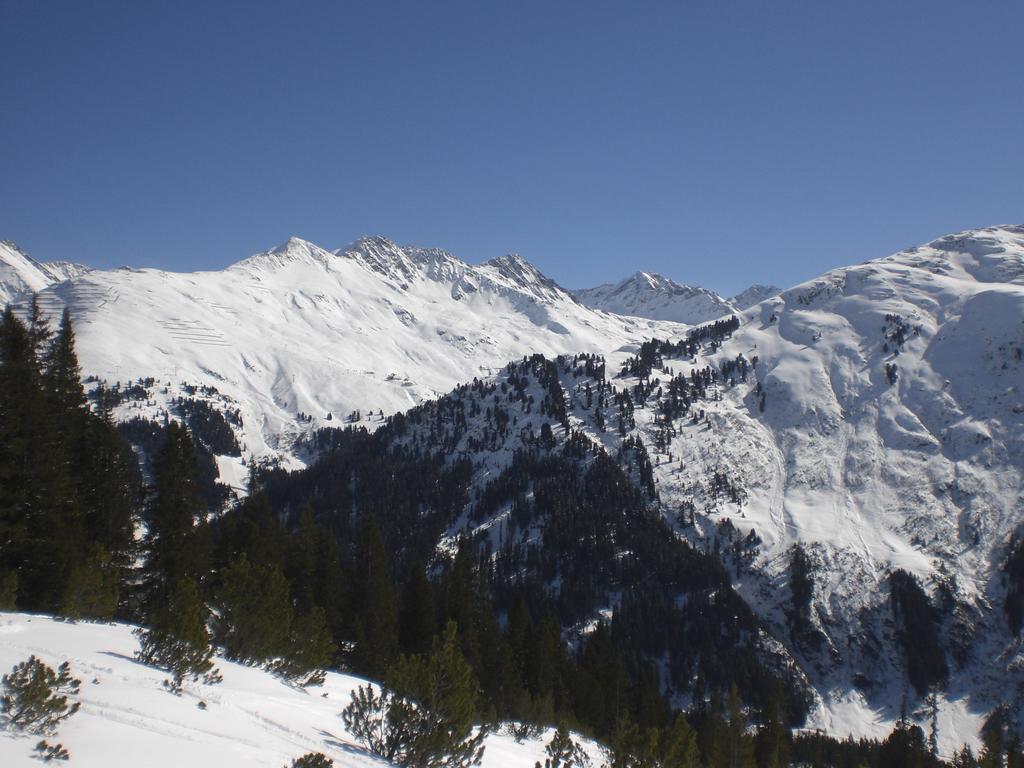 Haus Aperies Διαμέρισμα Pettneu am Arlberg Εξωτερικό φωτογραφία