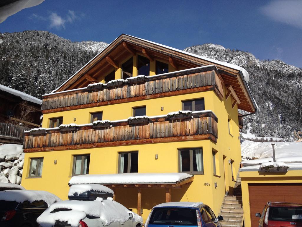 Haus Aperies Διαμέρισμα Pettneu am Arlberg Εξωτερικό φωτογραφία