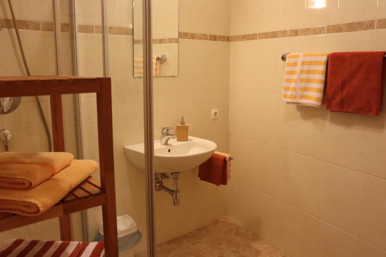 Haus Aperies Διαμέρισμα Pettneu am Arlberg Εξωτερικό φωτογραφία